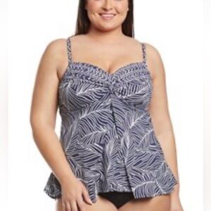 Miraclesuit - 2 tankini tops and a swim skirt